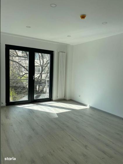 Inchiriez spatii birouri. 90m2- 100m2- 180m2 - 2