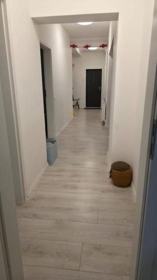 Proprietar vând apartament 4 camere + grădină | Dumbrăvița | 96 mp | Parcare - 6