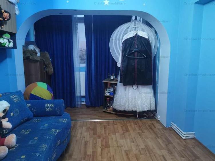 SPATIOS! Ap 3 cam, cf.1 decomandat, Scolilor , Toate dotarile necesare - 3