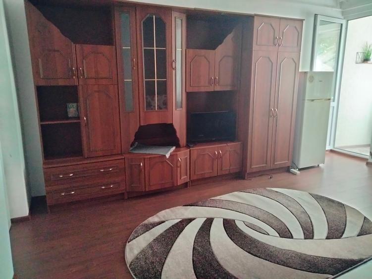 Garsoniera de închiriat pe termen de 6 luni 1200 roni - 8