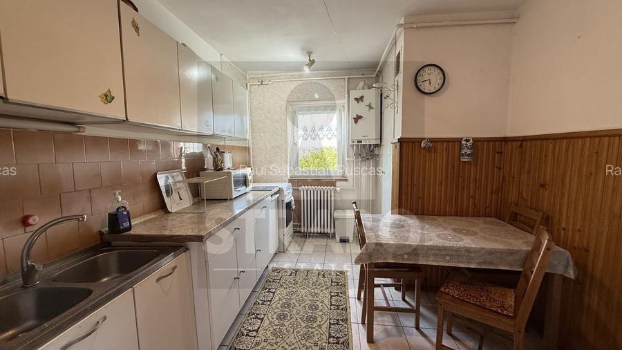 Apartament 3 camere decomandat Tractorul