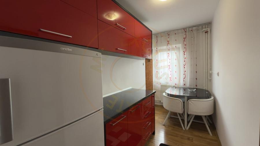 De Inchiriat Garsoniera Gavana etaj 3-Zona Jam-Pitesti! - 3