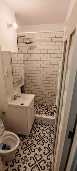 Ofer spre inchiriere garsoniera cartier Noua, str Prunului - 6