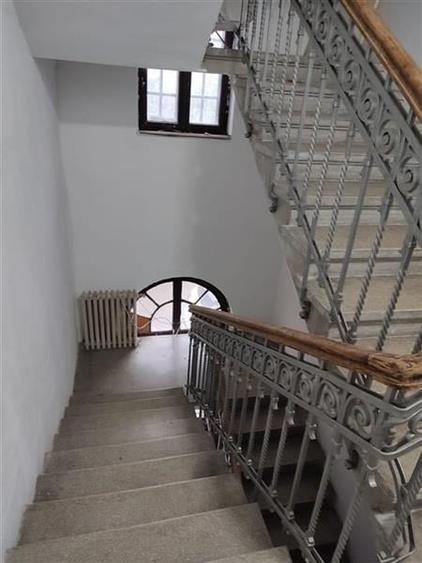 Vanzare apartament 2 camere Parcul Carol, in bloc mic, cu CT - 10