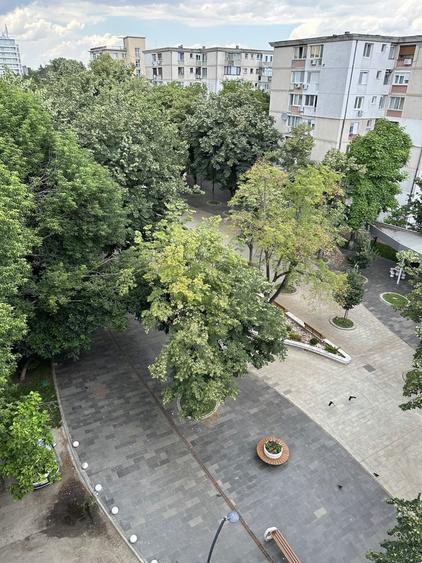 Inchiriez apartament P-uri centru, faleza, elice, nespalata - 1