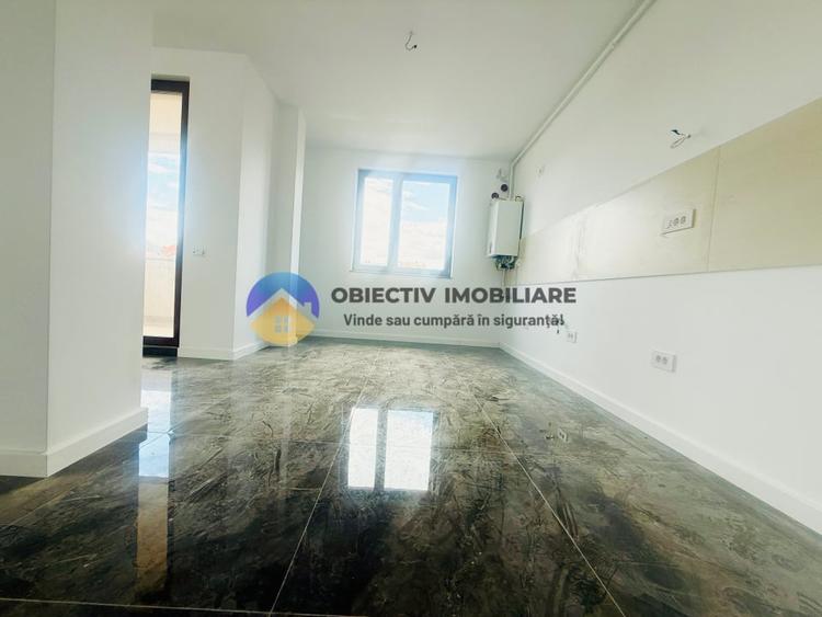 Apartament cu 3 camere decomandat în Calea Romanului