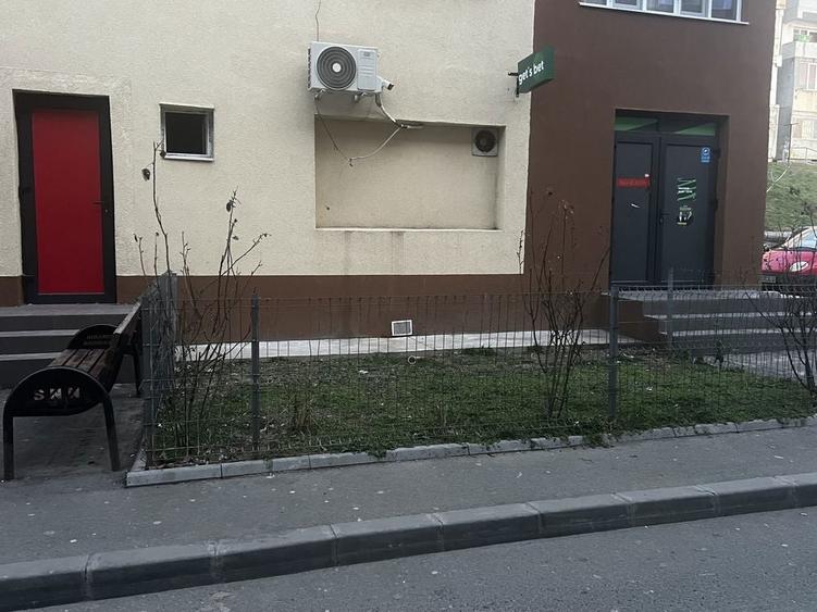 Vand spatiu comercial aprtament - 6