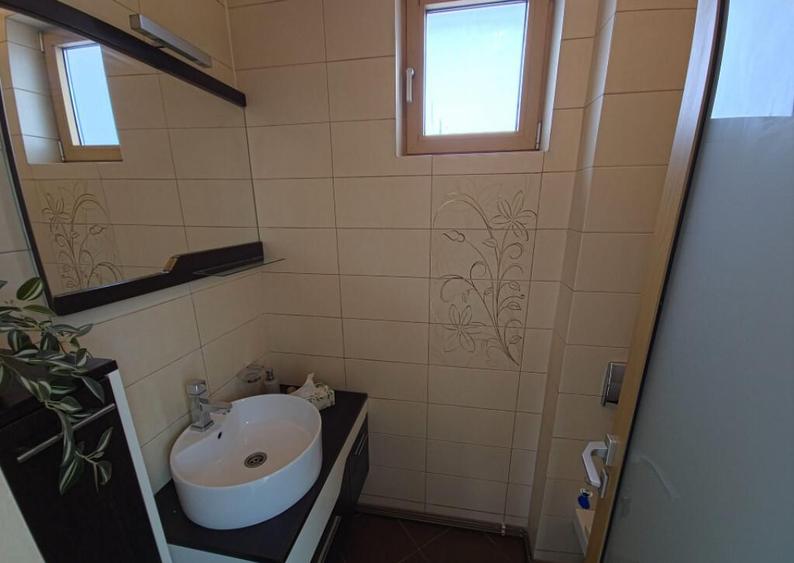 Spatiu birouri 64 mp mobilat utilat km 5 - 8