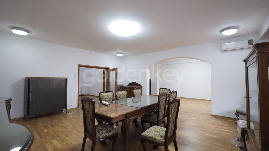Apartament generos cu 9 camere | langa metrou si parc | rezidenta/birouri - 2