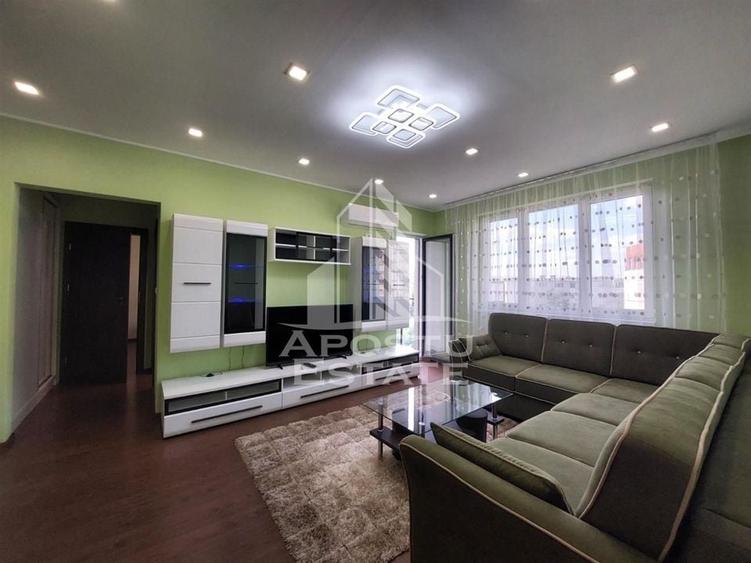 Apartament 2 camere zona Micalaca cu loc de parcare - 4