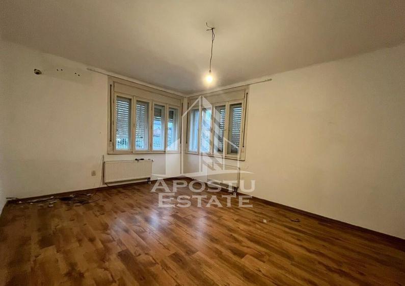 Casa individuala, cu 3 camere, 2 fronturi, teren 652, zon... - 5