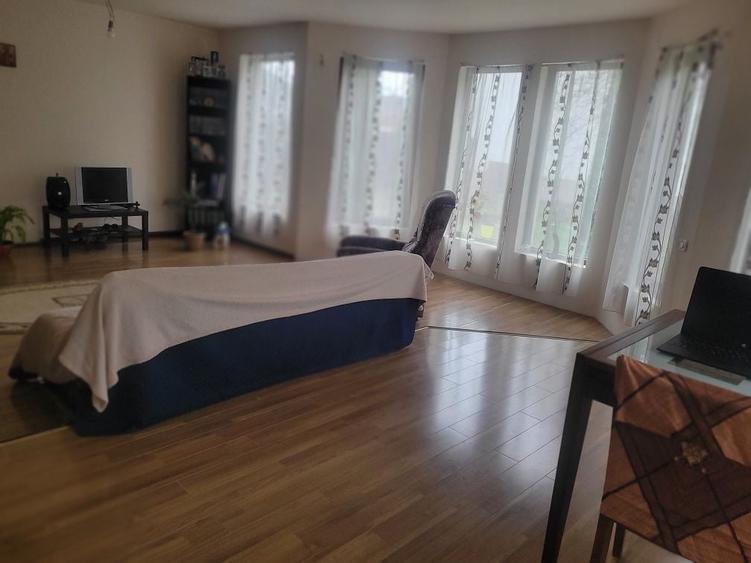 Casă cu 1 camere cu Teren 100 Mp în Central