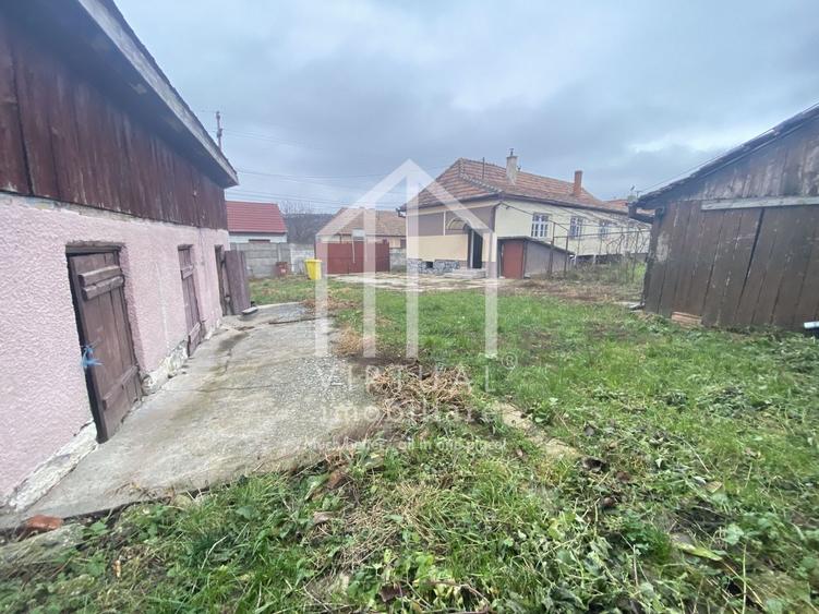 Casa individuala de vanzare in Sibiu, teren de 1020 mp, in sat Hamba - 14