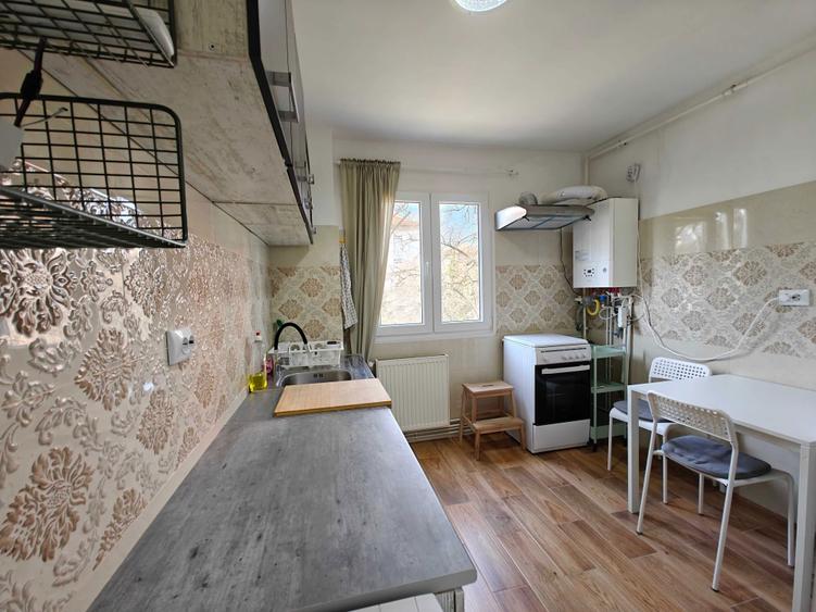 Apartament de inchiriat 3 camere, mobilat si utilat, Gheorghe Lazar - 4