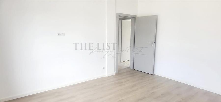 Vila moderna cu finisaje de calitate in Tunari - 16