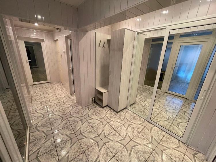 Vand apartament 3 camere in Petroșani - 9