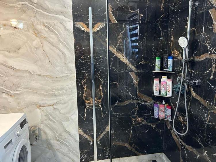 Vand vila noua P+M,an constructie 2015,suprafata construita 180 mp.,caramida porotherm cu izolatii - 16