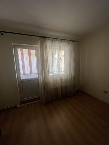 Apartament 2 cam decomandat zona Tic-Tac de inchiriat - 2