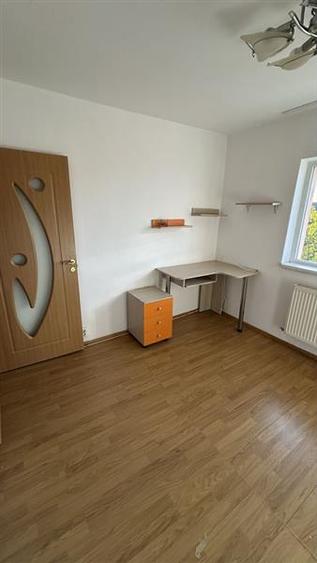 Apartament cu 2 camere decomandat, mobilat în Lipovei