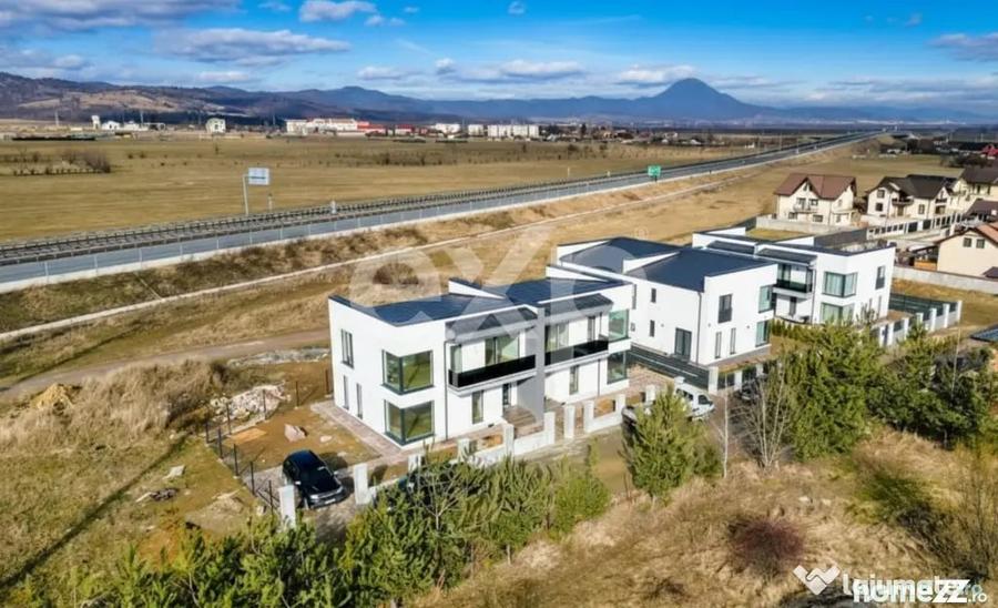 Casă cu 4 camere cu Teren 250 Mp în Central