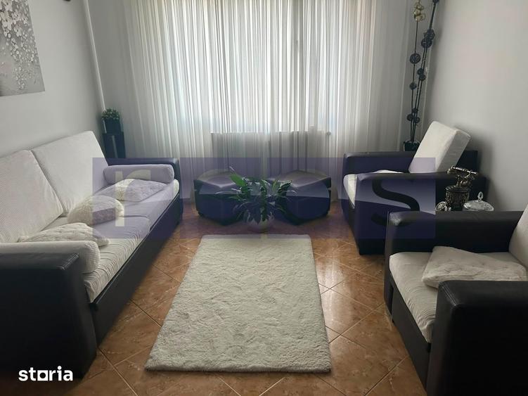 Apartament cu 3 camere decomandat în Dristor