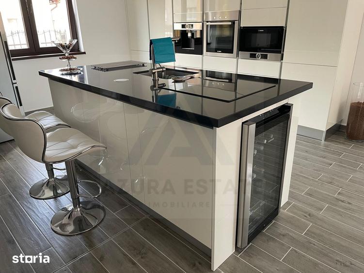Casă cu 4 camere cu Teren 350 Mp în Central