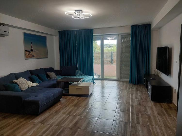 Apartament cu 3 camere semidecomandat în Doamna Ghica