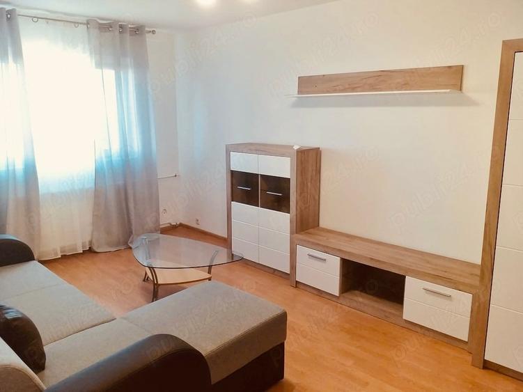 Apartament cu 2 camere decomandat, mobilat în Titan