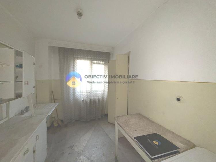 Apartament cu 2 camere semidecomandat în Mărăței