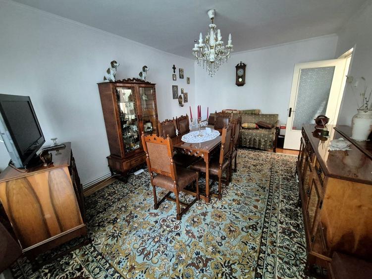Apartament cu 3 camere decomandat în Mănăștur