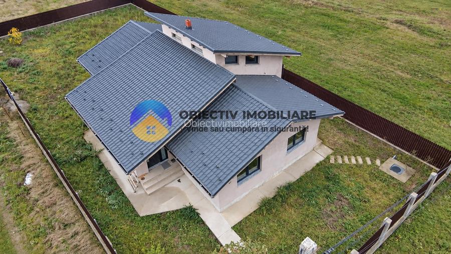 Casa+ teren de vanzare Dumbrava Rosie