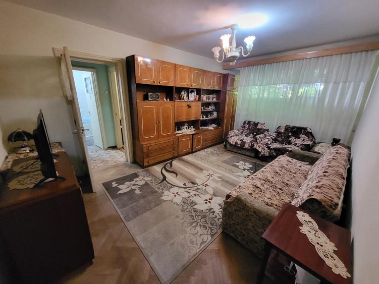 Apartament cu 2 camere semidecomandat în Ultracentral