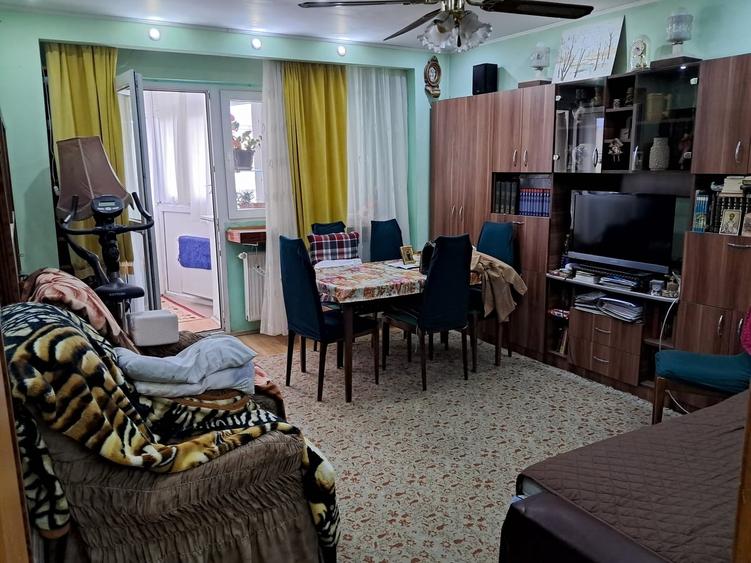 Apartament cu 2 camere decomandat în Nerva Traian