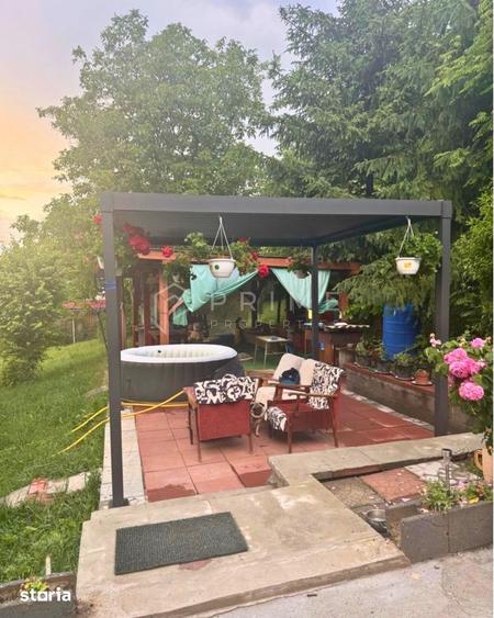 Casă cu 4 camere cu Teren 1700 Mp în Corunca