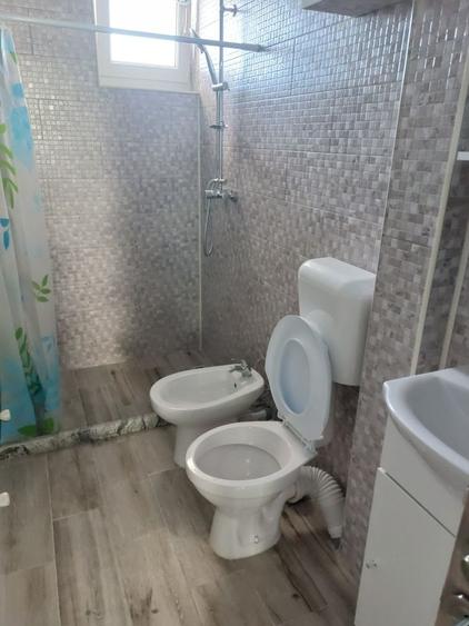 Proprietar Inchiriez apartament pe str Cuza Voda 14 Exclus Agentii - 4