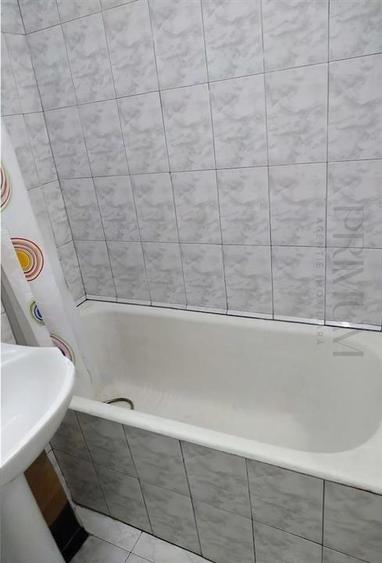 Garsonieră decomandată, mobilată în Șagului