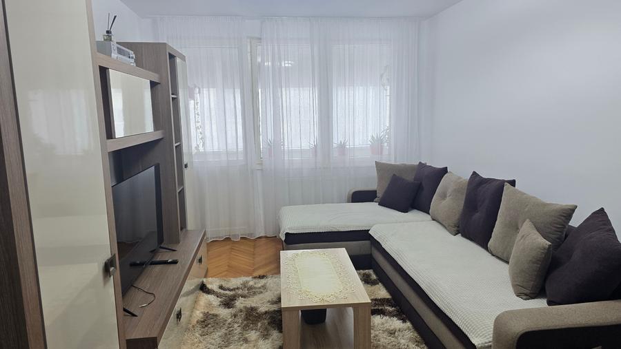 Apartament cu 3 camere decomandat în Gării