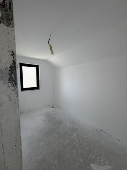 Casă individuală cu 4 camere cu Canalizare în Tălmaciu