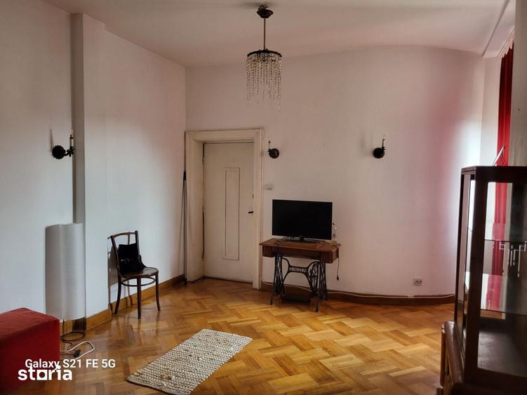 Apartament cu 3 camere decomandat în Eminescu