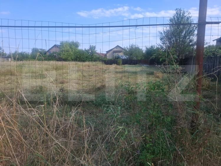Teren Construcții intravilan de 600 mp, în Dumbrava