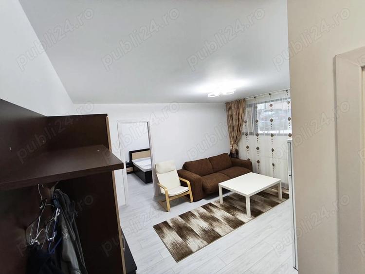 Apartament cu 2 camere semidecomandat în Roșu