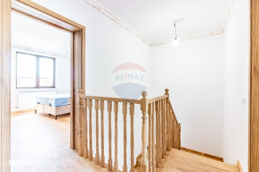 Casă cu 4 camere cu Teren 348 Mp în Central