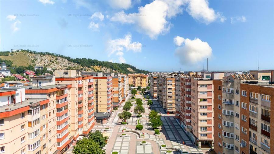 Apartament cu 2 camere decomandat în Răcădău