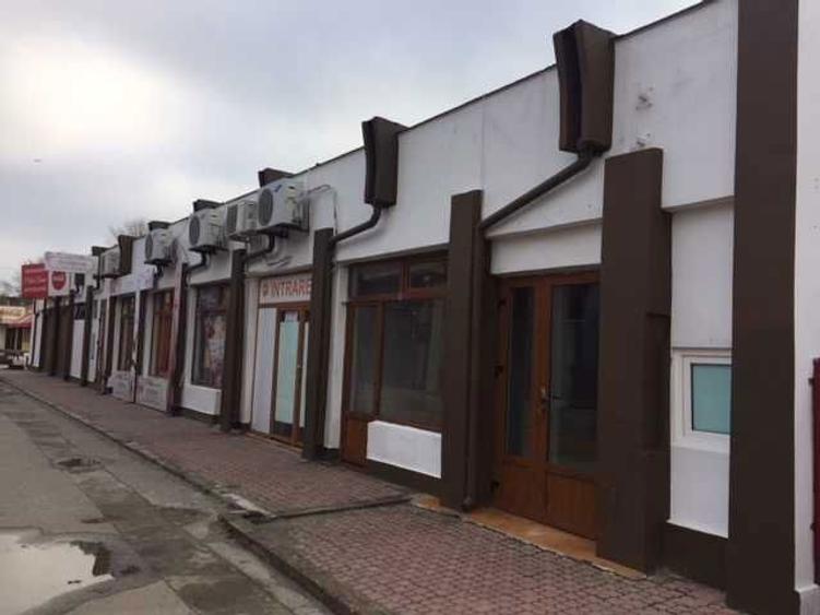 Inchiriez SPATIU COMERCIAL -Mamaia Nord marfuri nealimentare -13 mp - 1