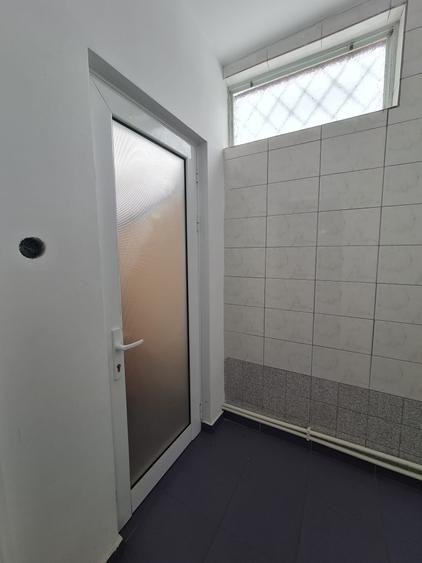 Inchiriere spatiu comercial in Galati, str. Al.Cernat, stradal, sup. 110 mp - 9