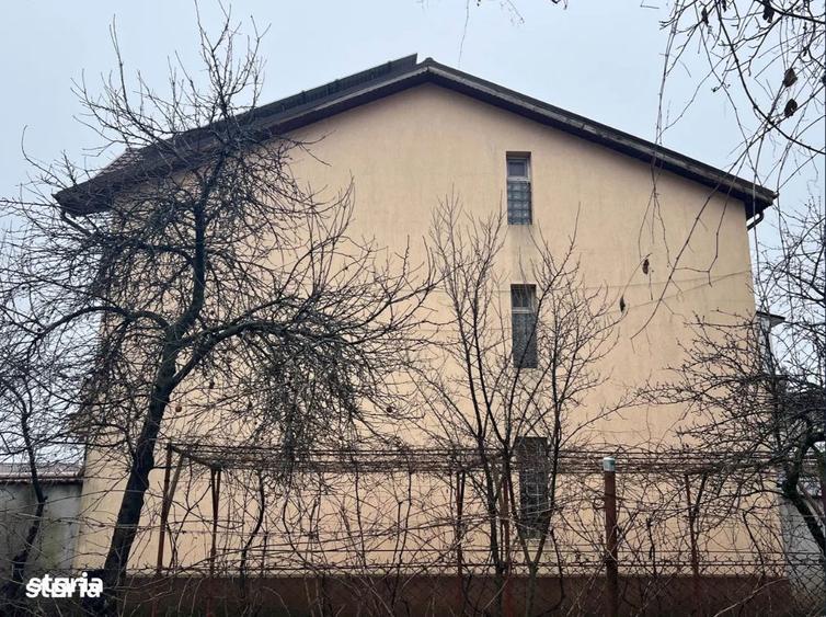 Casa de vanzare/ Ilfov- Afumati/ 8 camere - 4