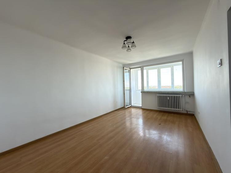 Apartament 3 camere, decomandat, 65 mp utili - zona Calea Sagului - 1