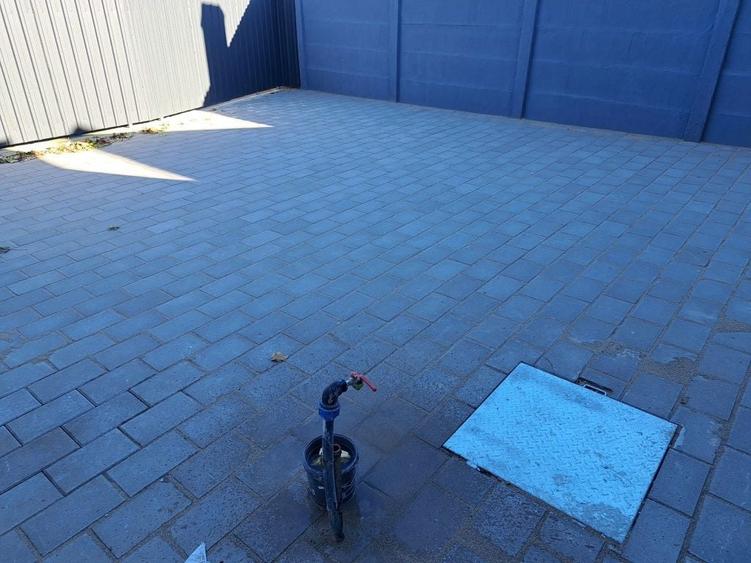 Vand sau inchiriez spatiu comercial si apartament - 1