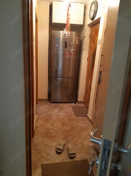 Ofer pentru inchiriere garsoniera in Ploiesti, zona 9 Mai, str Mara?e?ti - 1