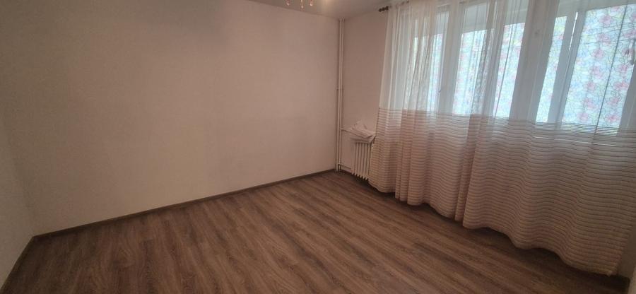 Apartament decomandat Liceul Eugen Lovinescu - Aleea Valea lui Mihai - 9